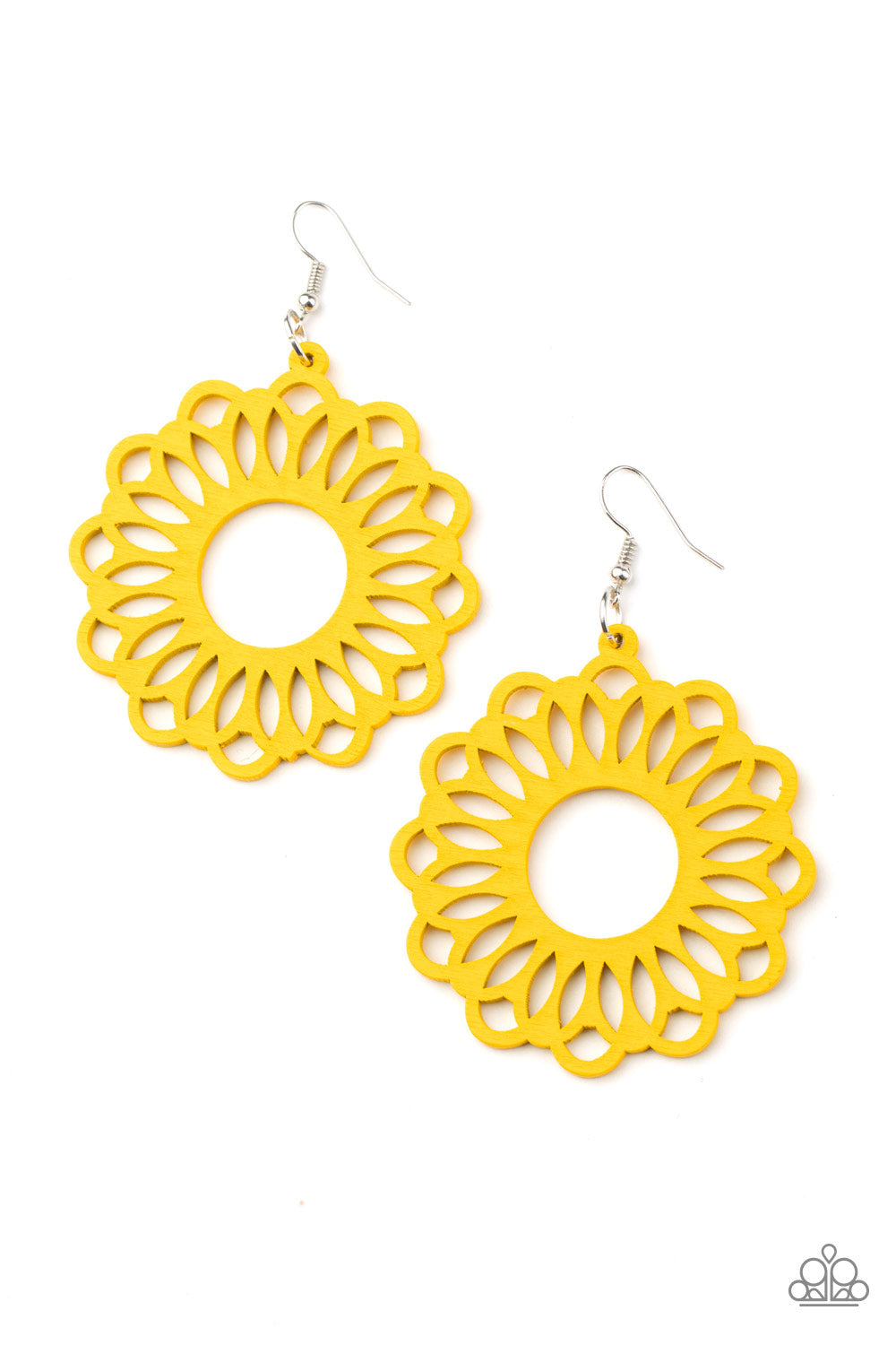 Paparazzi - Dominican Daisy - Yellow Earrings   W #051