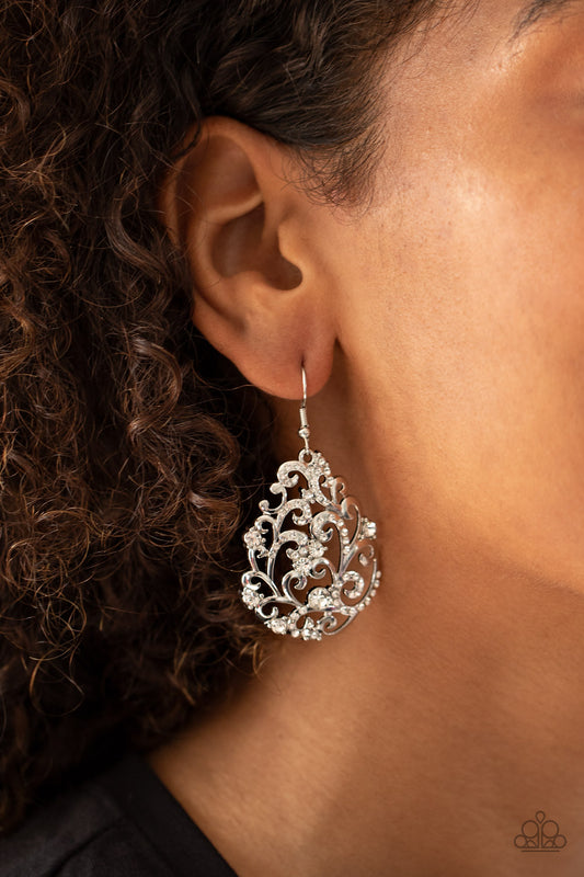 Paparazzi - Winter Garden - White Earrings  #1272