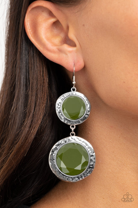 Paparazzi - Thrift Shop Stop - Green Earrings O/D #19