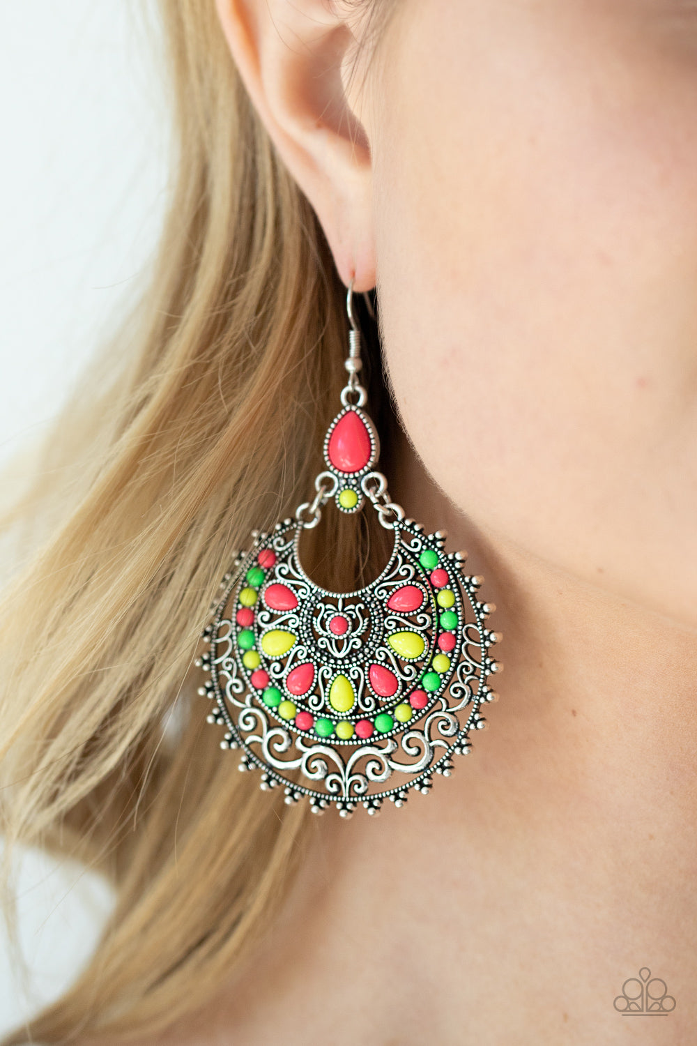 Paparazzi -  Laguna Leisure - Multi Earrings  #0888