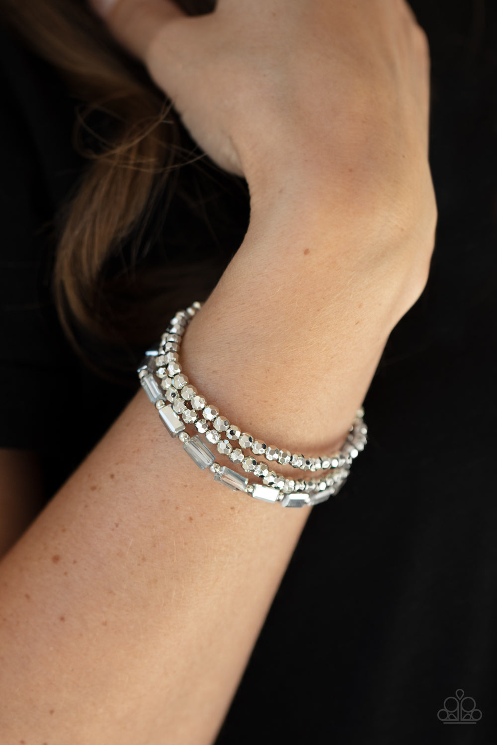 Paparazzi - Elegant Essence - Silver Bracelet #0574