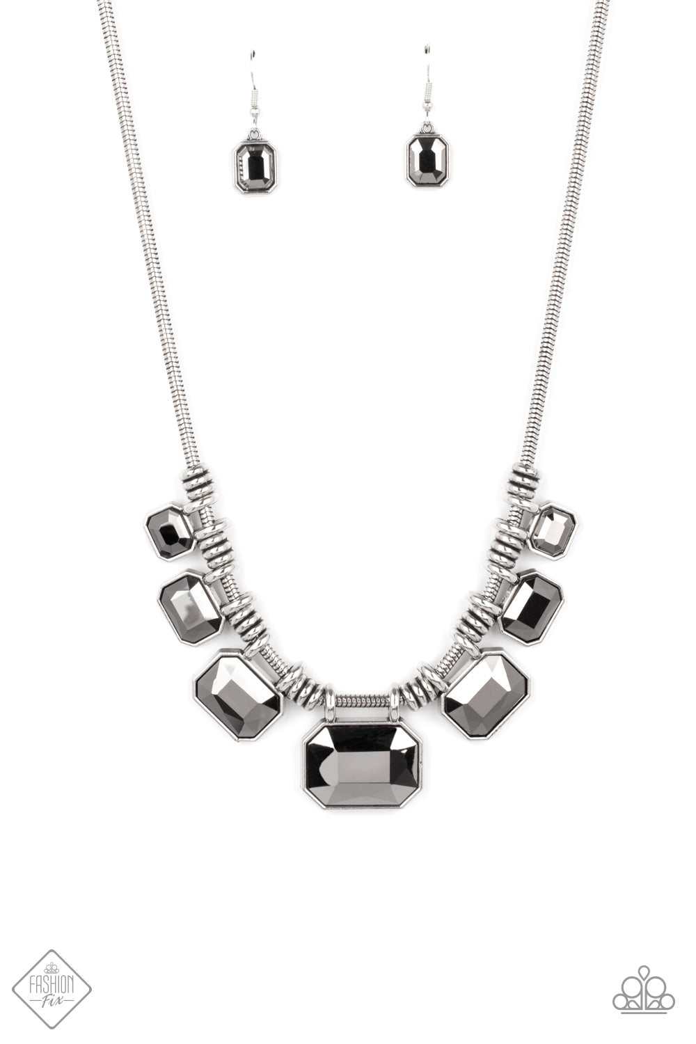 Paparazzi - Urban Extravagance - Silver Necklaces  #0284