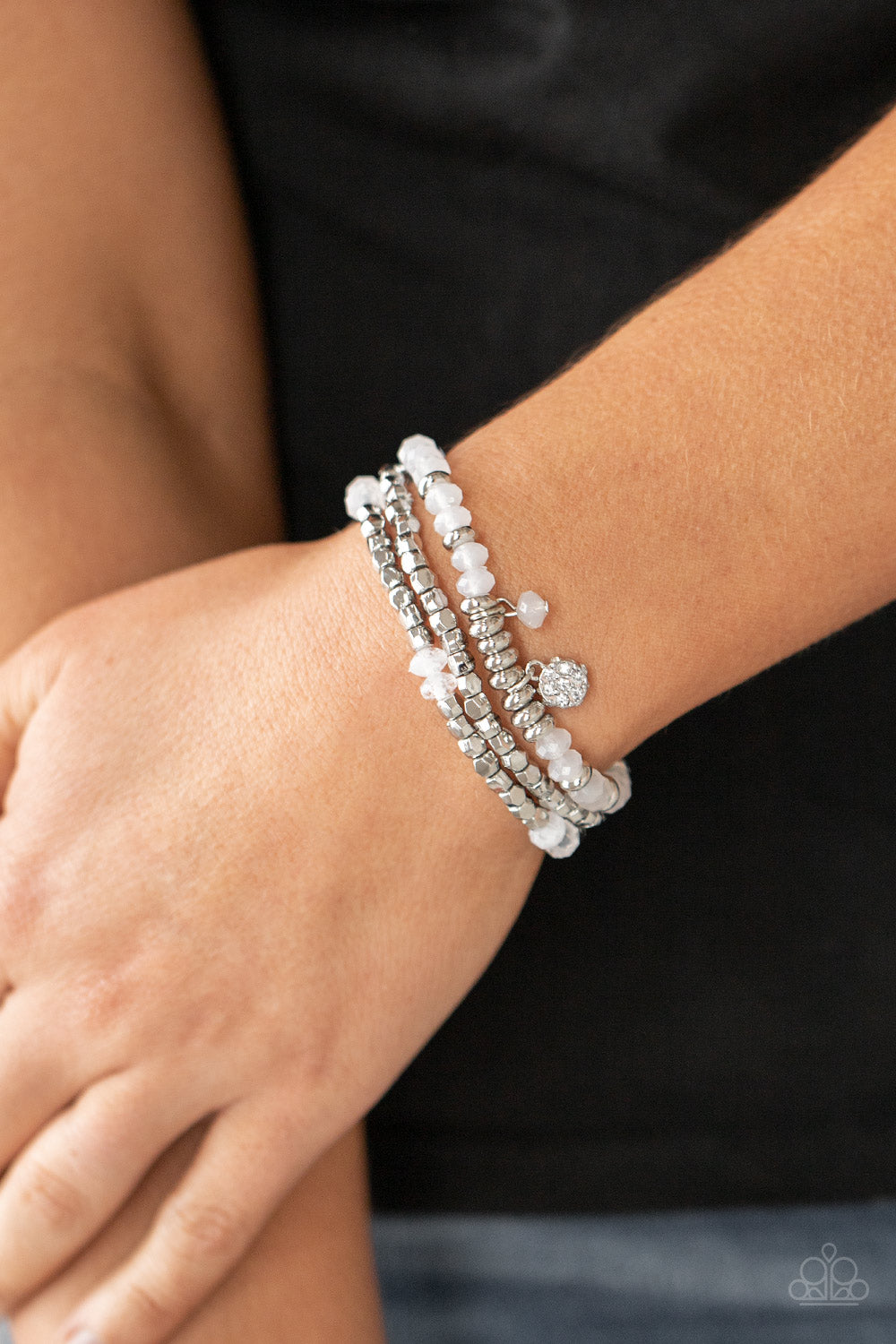 Paparazzi - Glacial Glimmer - White Bracelet  #0960