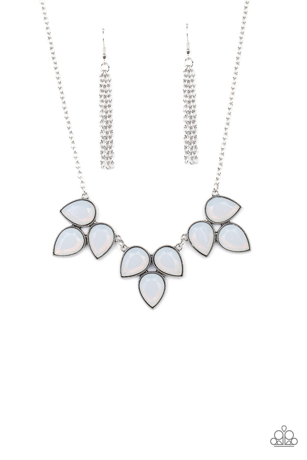 Paparazzi - Prairie Fairytale - White Necklaces #0231