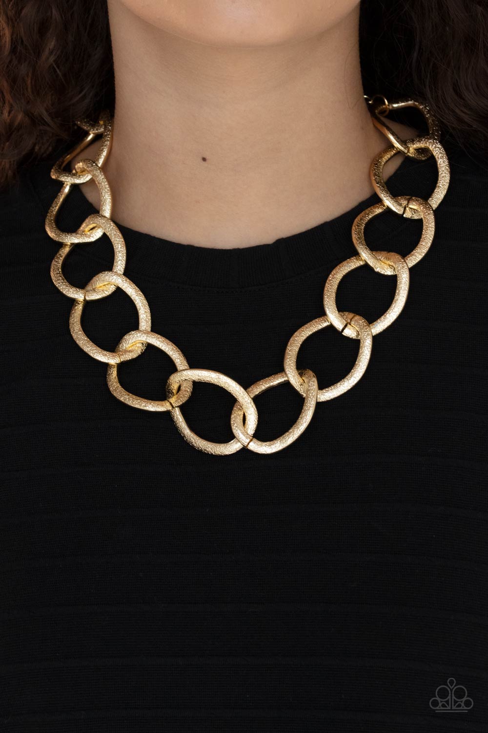 Paparazzi - Industrial Intimidation - Gold Necklace #0122