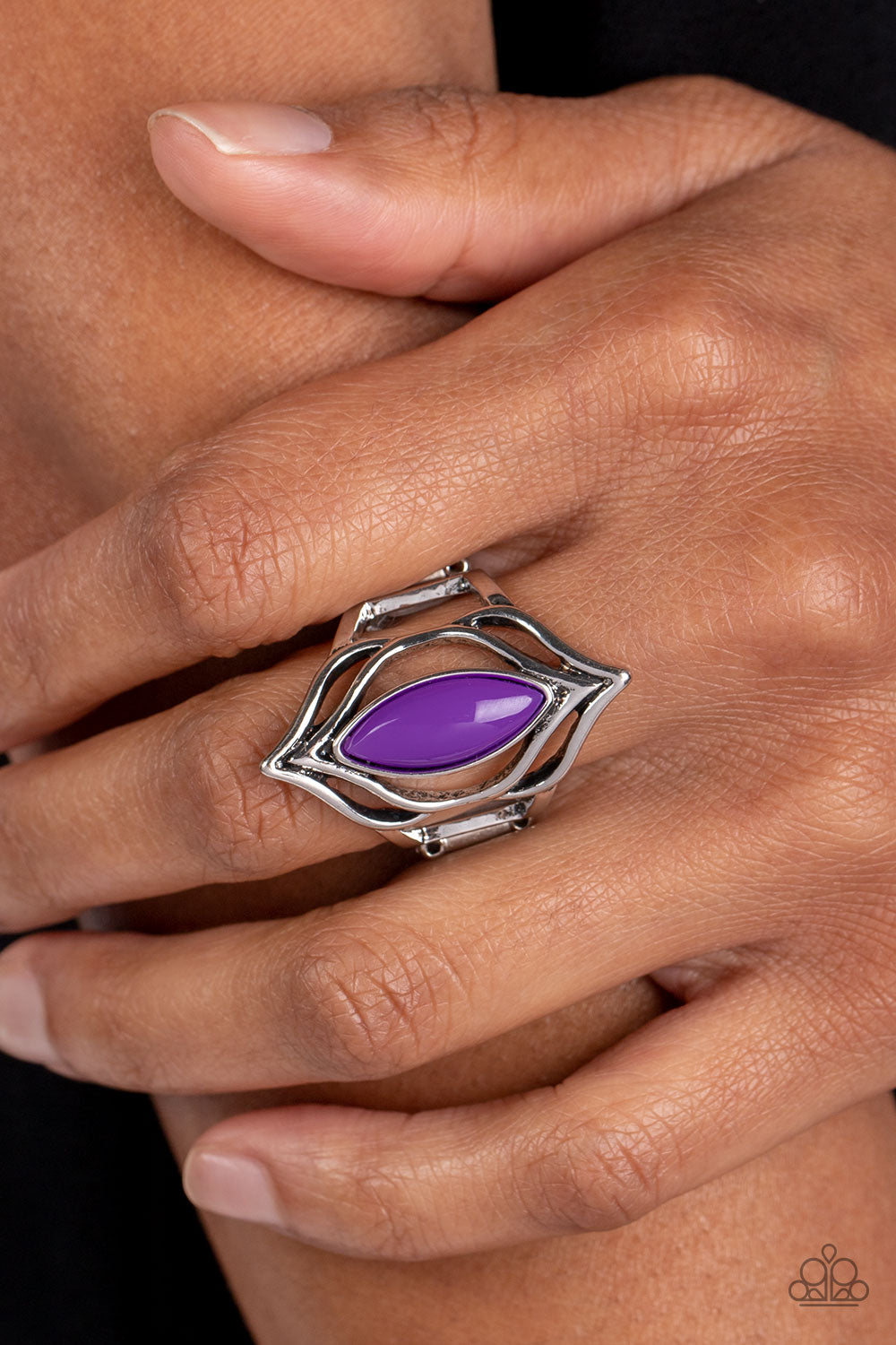 Paparazzi - Fearless Fluorescence - Purple Rings  R#118