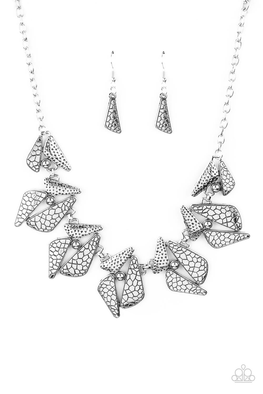 Paparazzi - Extra Expedition - Silver Necklace  #1421