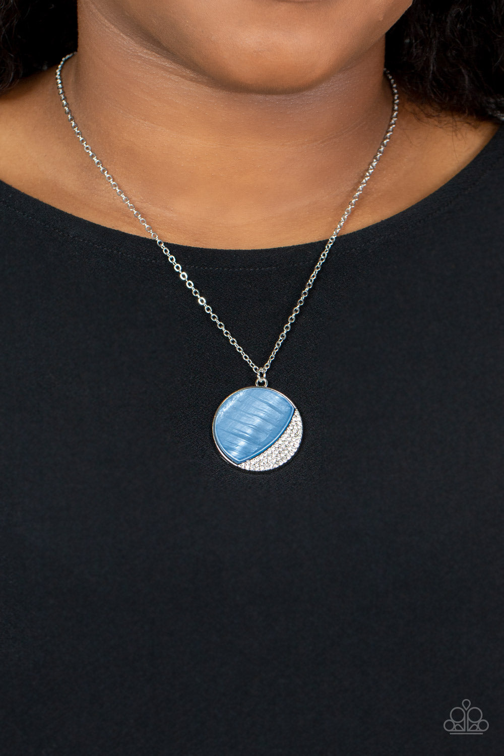 Paparazzi - Oceanic Eclipse - Blue Necklaces   #1492