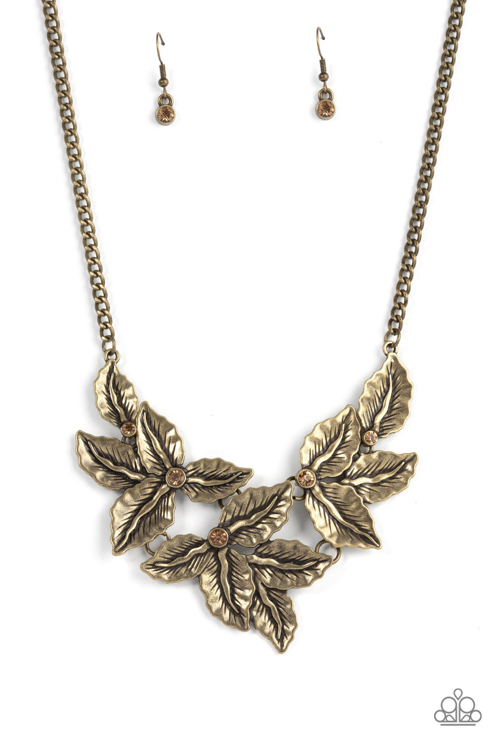 Paparazzi - Holly Heiress - Brass Necklaces  #1528