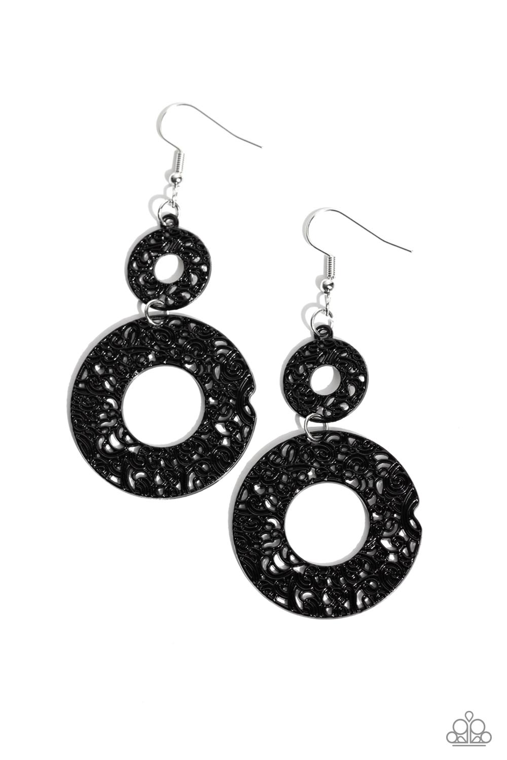 Paparazzi - Cabo Courtyard - Black Earrings #2234