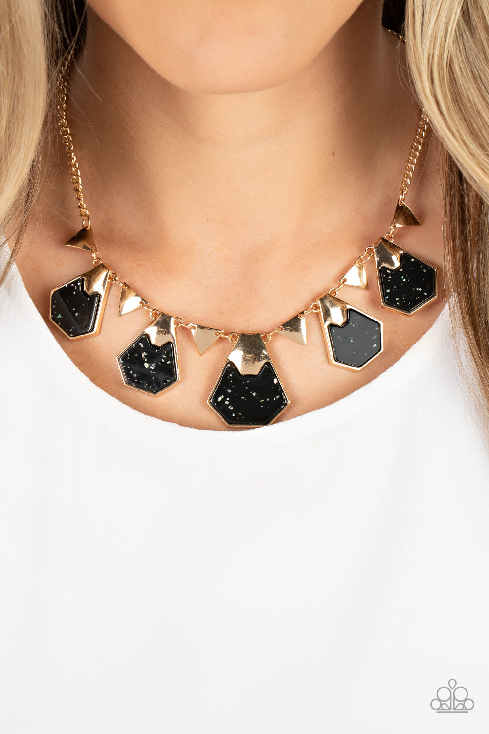 Paparazzi - Extra Exclusive - Black Necklaces  #1588