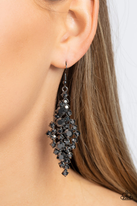 Paparazzi - Celestial Comet - Black Earrings #2086