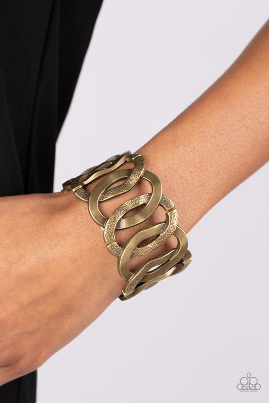 Paparazzi - Industrial Indulgence - Brass Bracelets #0511