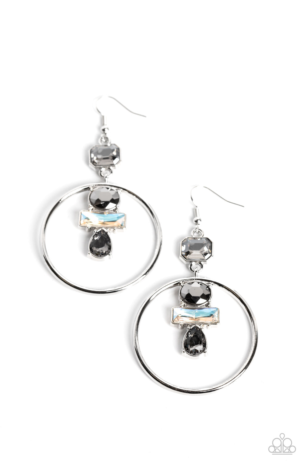 Paparazzi - Geometric Glam - Silver Earrings #0869