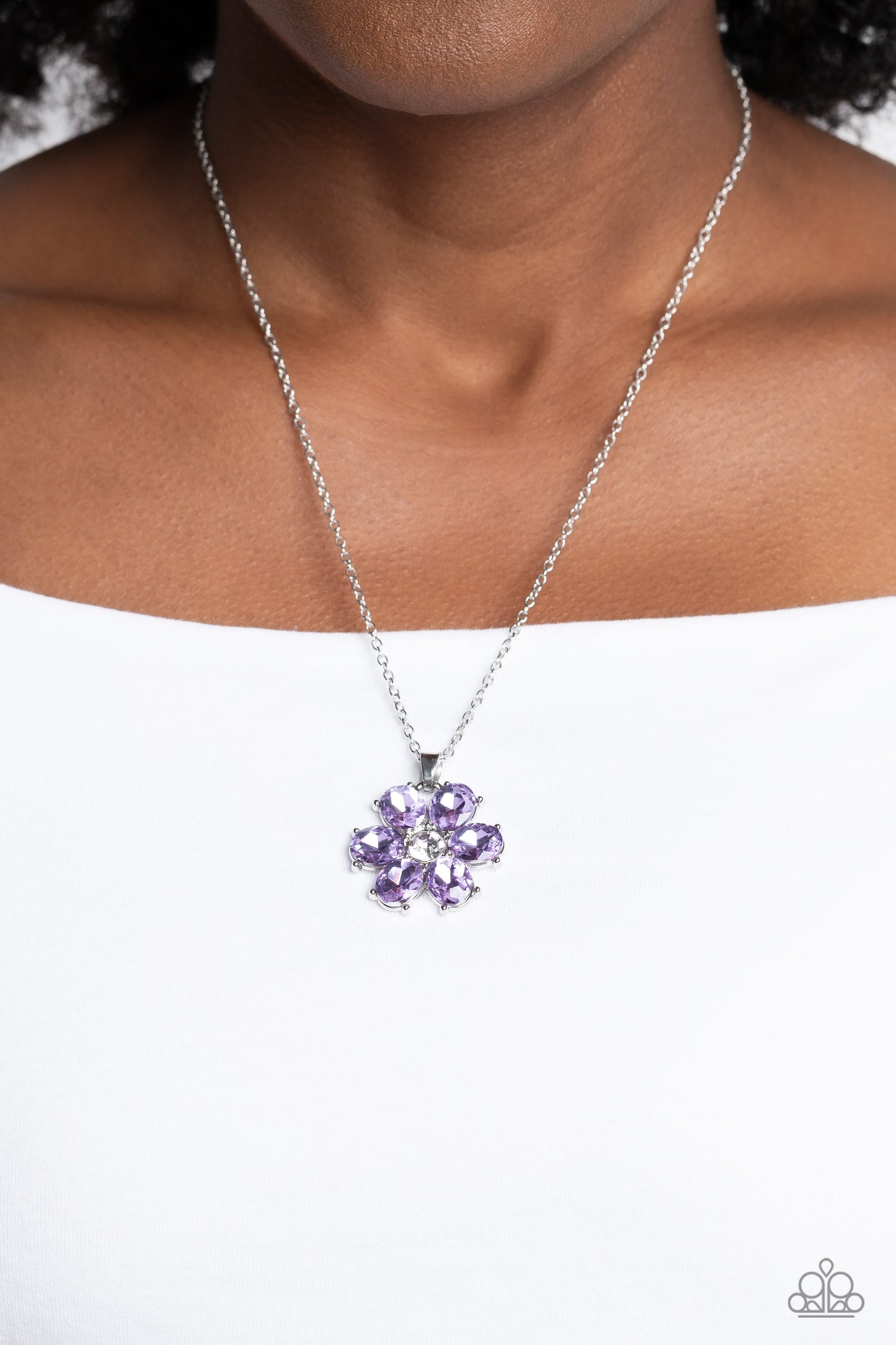 Paparazzi - Fancy Flower Girl - Purple Necklaces #1507