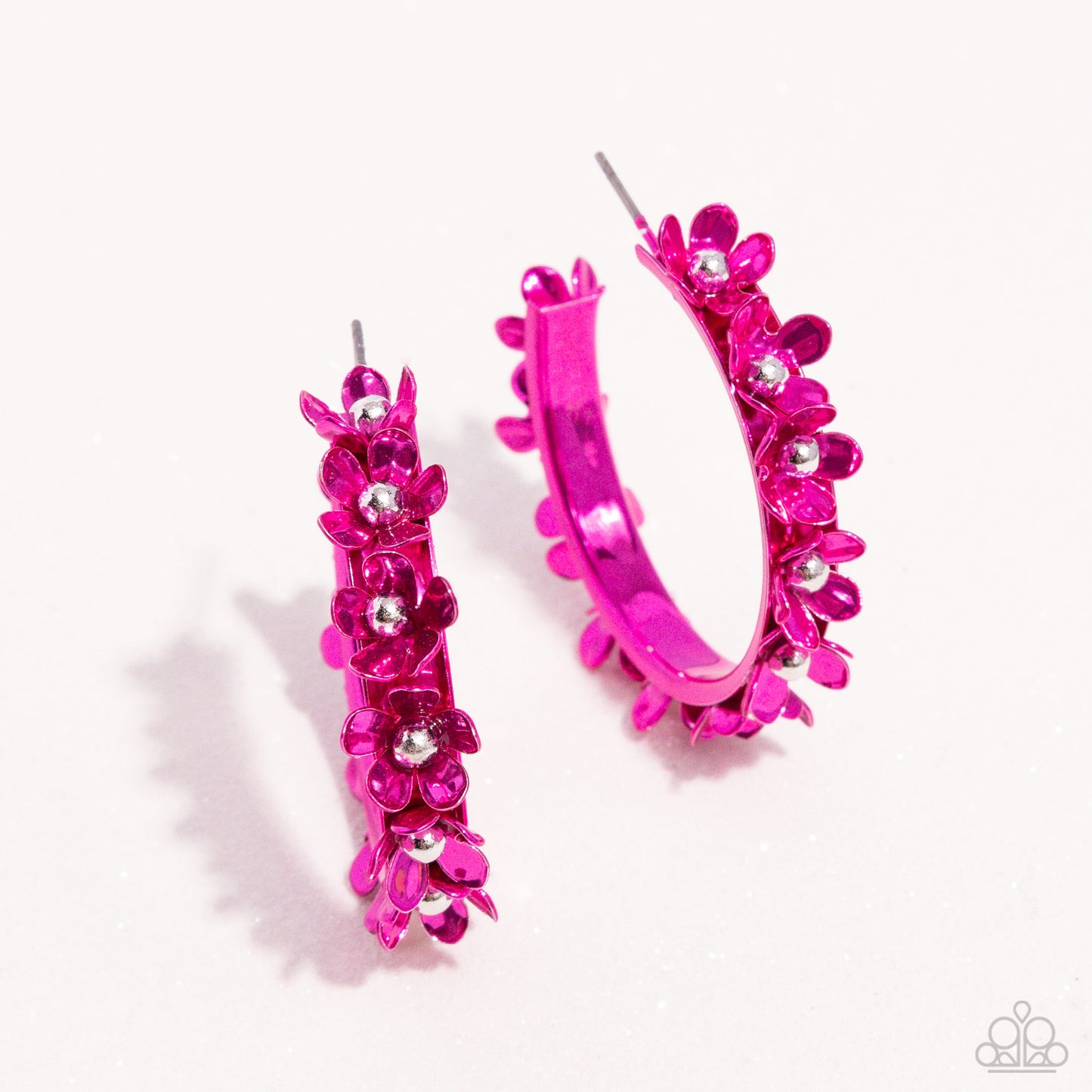 Paparazzi - Fashionable Flower Crown - Pink Earrings  #2265