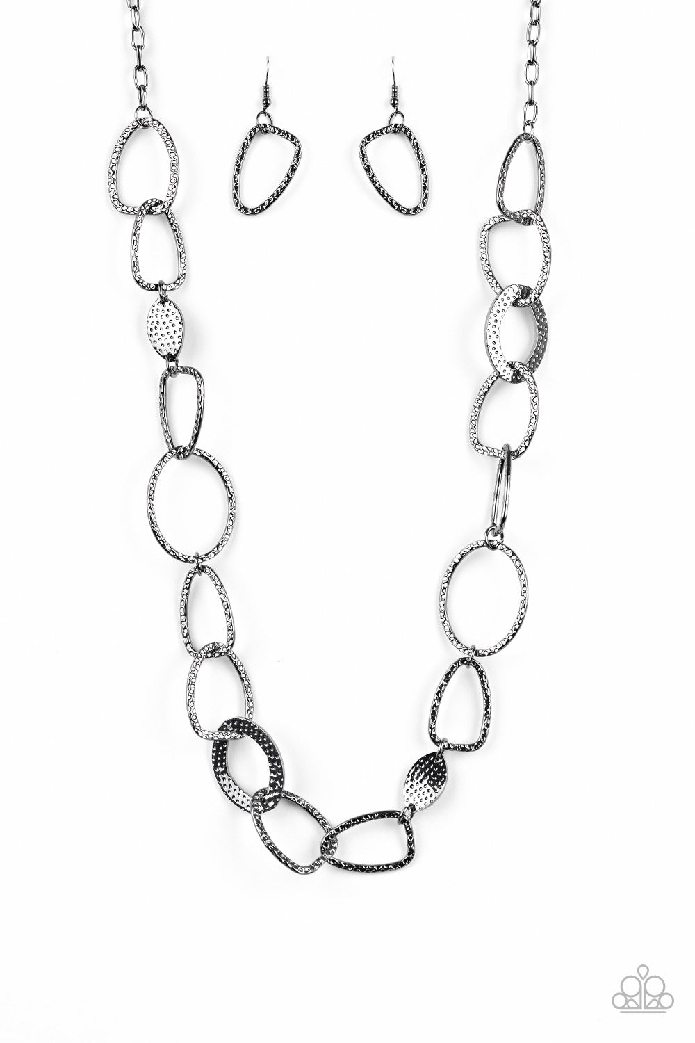 Paparazzi - METRO NOUVEAU - Black Necklace #0154